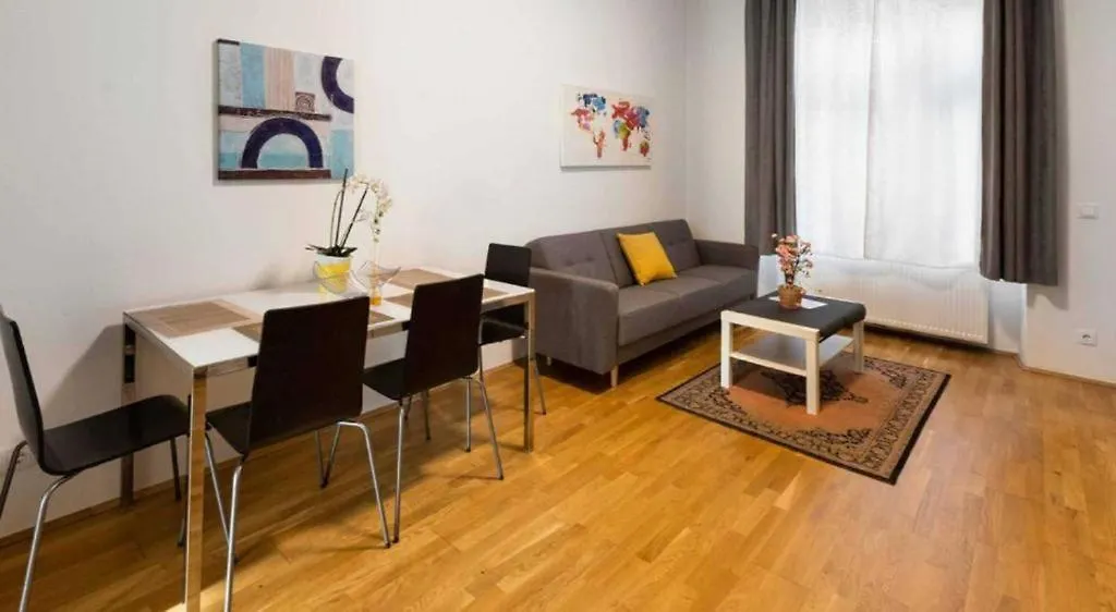 וינה Bulldog Economy Apartments
